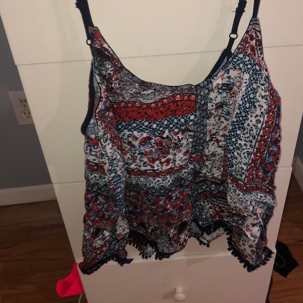 Cute patterned tank - Picture 2 of 3